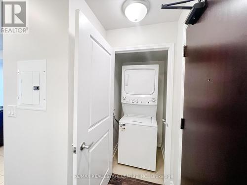 503 - 385 Prince Of Wales Drive, Mississauga, ON - Indoor Photo Showing Laundry Room