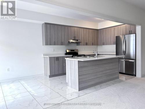 184 Elliot Avenue W, Centre Wellington, ON - Indoor Photo Showing Kitchen With Double Sink