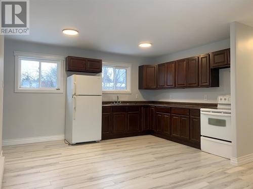 31 Second Avenue, Lewisporte, NL - Indoor Photo Showing Kitchen