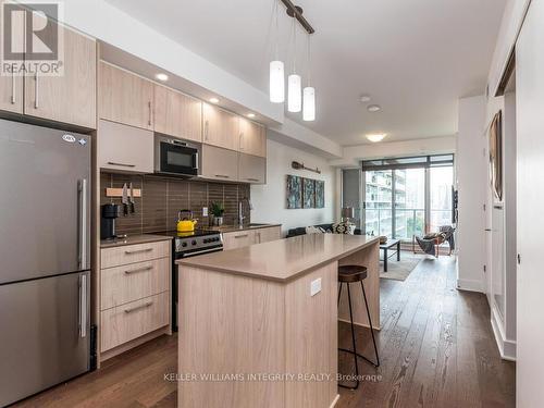 1308 - 255 Bay Street, Ottawa, ON - Indoor Photo Showing Kitchen With Stainless Steel Kitchen With Upgraded Kitchen