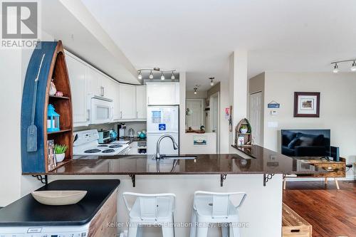 27 Turner Drive, Huntsville (Chaffey), ON - Indoor Photo Showing Kitchen