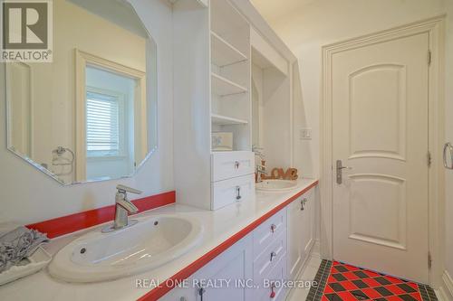 231 Churchill Avenue S, Toronto, ON - Indoor Photo Showing Bathroom