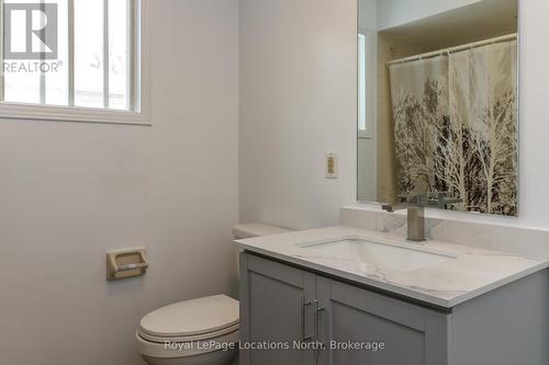 4 Port Royal Trail, Wasaga Beach, ON - Indoor Photo Showing Bathroom