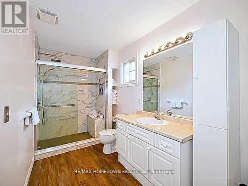 16 Regency Place, Brockville, ON - Indoor Photo Showing Bathroom