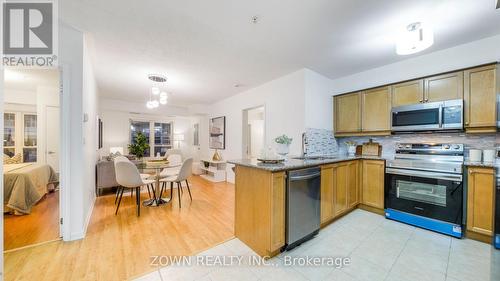 221 - 60 Mendelssohn Street, Toronto, ON - Indoor Photo Showing Kitchen