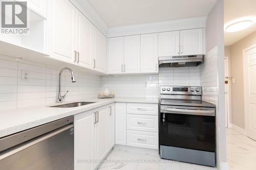 1113 - 99 Blackwell Avenue, Toronto, ON - Indoor Photo Showing Kitchen With Upgraded Kitchen