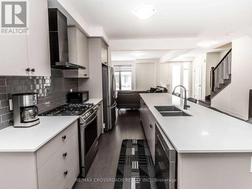 200 Coronation Road, Whitby, ON - Indoor Photo Showing Kitchen With Stainless Steel Kitchen With Double Sink With Upgraded Kitchen