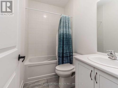 200 Coronation Road, Whitby, ON - Indoor Photo Showing Bathroom