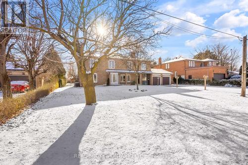 55 Hillside Avenue, Vaughan, ON - Outdoor