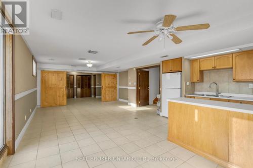 55 Hillside Avenue, Vaughan, ON - Indoor Photo Showing Kitchen