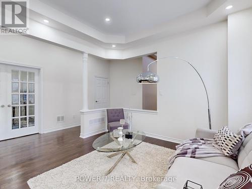 53 Carling Road, Vaughan, ON - Indoor Photo Showing Living Room