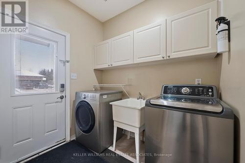 3543 Trelawny Circle, Mississauga, ON - Indoor Photo Showing Laundry Room