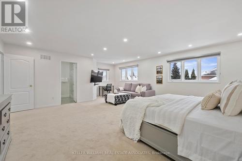 3543 Trelawny Circle, Mississauga, ON - Indoor Photo Showing Bedroom