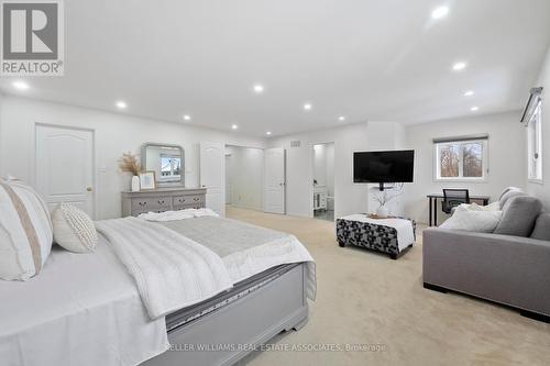 3543 Trelawny Circle, Mississauga, ON - Indoor Photo Showing Bedroom