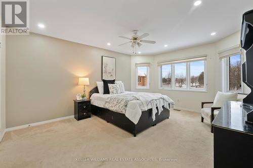 3543 Trelawny Circle, Mississauga, ON - Indoor Photo Showing Bedroom