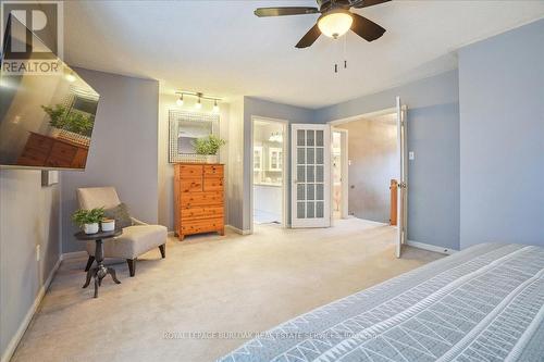 5160 Ridgewell Road E, Burlington, ON - Indoor Photo Showing Bedroom