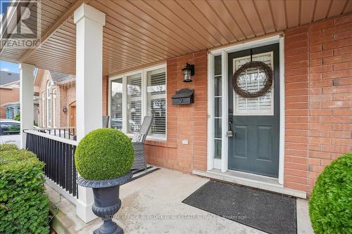 5160 Ridgewell Road E, Burlington, ON - Outdoor