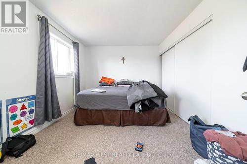 57 - 25 Southwoods Crescent, Barrie, ON - Indoor Photo Showing Bedroom