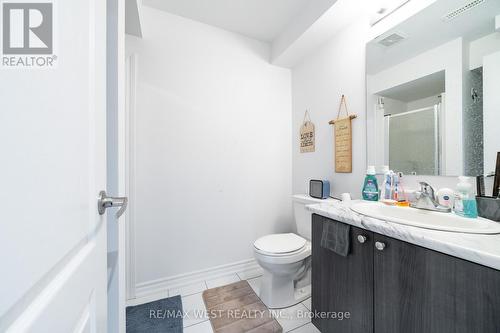 57 - 25 Southwoods Crescent, Barrie, ON - Indoor Photo Showing Bathroom