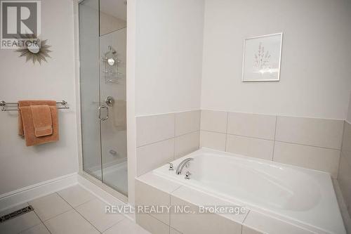 22 Wilmot Road, Brantford, ON - Indoor Photo Showing Bathroom