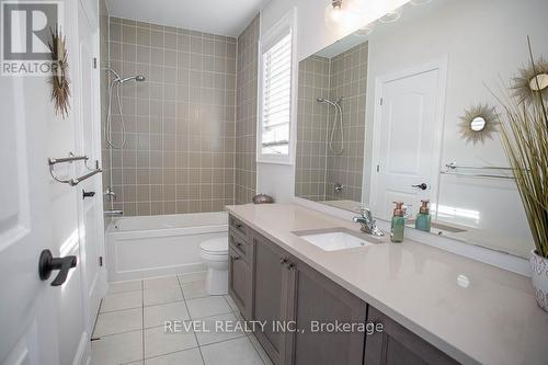 22 Wilmot Road, Brantford, ON - Indoor Photo Showing Bathroom