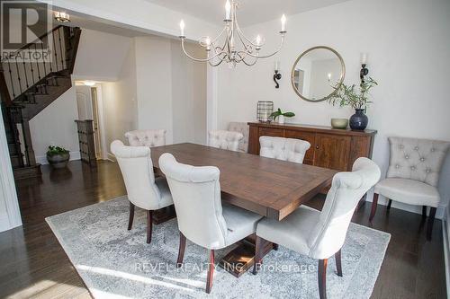 22 Wilmot Road, Brantford, ON - Indoor Photo Showing Dining Room