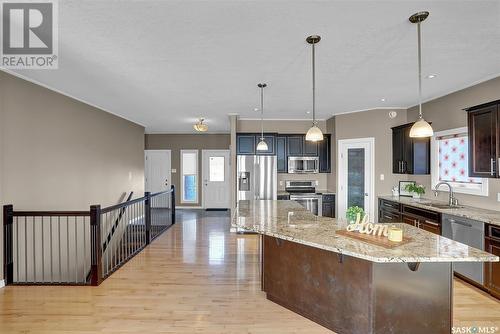 3 Iron Bridge Terrace, Moose Jaw, SK - Indoor Photo Showing Kitchen With Upgraded Kitchen