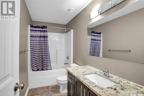 3 Iron Bridge Terrace, Moose Jaw, SK - Indoor Photo Showing Bathroom