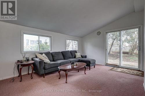 Additional Family Room - 20 Second Street, Norfolk (Delhi), ON - Indoor Photo Showing Living Room