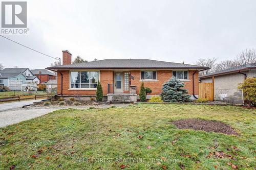 157 Victoria Street N, Woodstock (Woodstock - North), ON - Outdoor