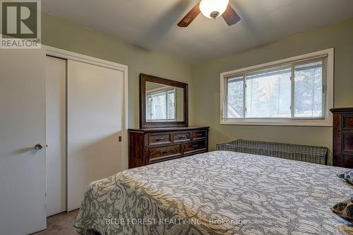 157 Victoria Street N, Woodstock (Woodstock - North), ON - Indoor Photo Showing Bedroom