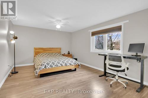 36 Greenboro Crescent, Ottawa, ON - Indoor Photo Showing Bedroom