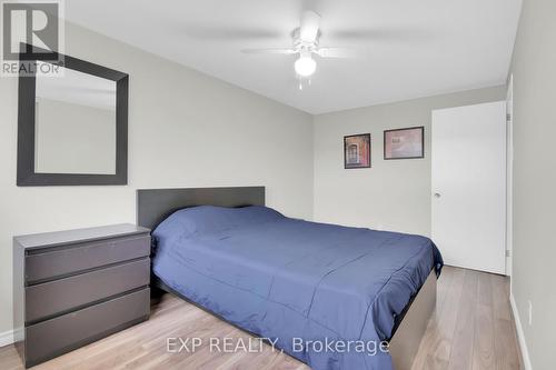 36 Greenboro Crescent, Ottawa, ON - Indoor Photo Showing Bedroom