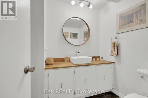 36 Greenboro Crescent, Ottawa, ON - Indoor Photo Showing Bathroom