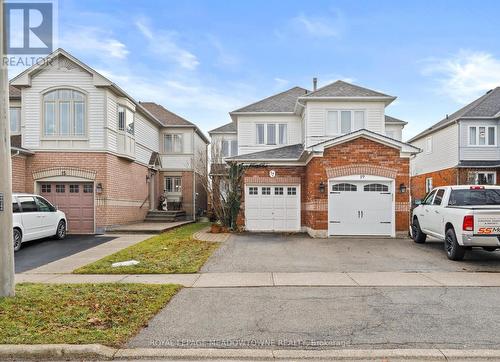 17 Emslie Street, Halton Hills, ON - Outdoor With Facade