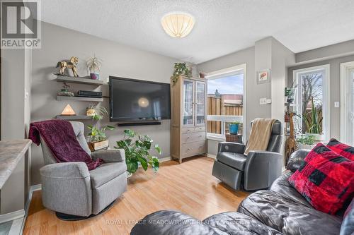 17 Emslie Street, Halton Hills, ON - Indoor Photo Showing Living Room