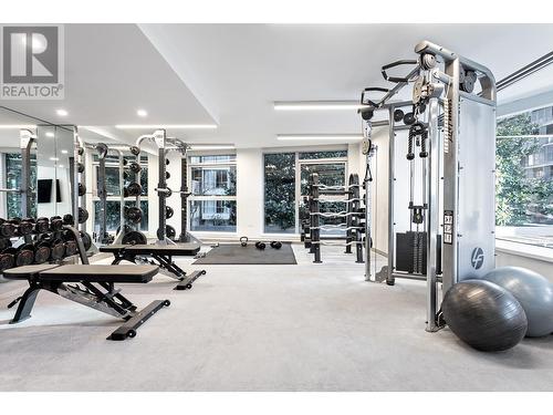 801 889 Pacific Street, Vancouver, BC - Indoor Photo Showing Gym Room