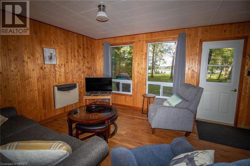 152 Promised Land Road, Nipissing, ON - Indoor Photo Showing Living Room