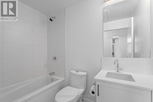 502 - 681 Yonge Street, Barrie, ON - Indoor Photo Showing Bathroom