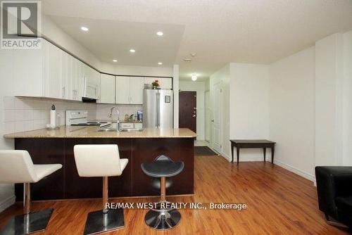 501 - 7405 Goreway Drive, Mississauga, ON - Indoor Photo Showing Kitchen With Double Sink