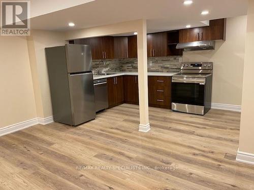 Lower - 5442 Tasha Drive, Mississauga, ON - Indoor Photo Showing Kitchen With Stainless Steel Kitchen