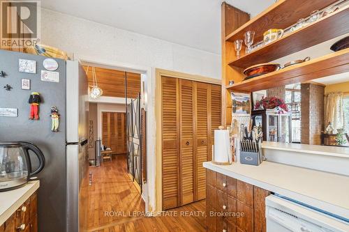 171 Old Ancaster Road, Hamilton, ON - Indoor Photo Showing Kitchen