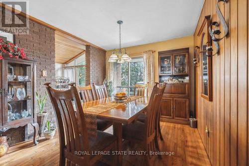 171 Old Ancaster Road, Hamilton, ON - Indoor Photo Showing Dining Room