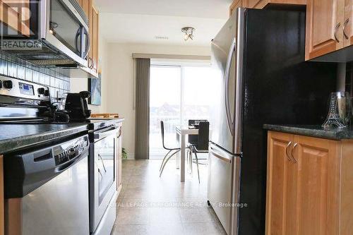 110 Brentmore Pvt Street, Ottawa, ON - Indoor Photo Showing Kitchen