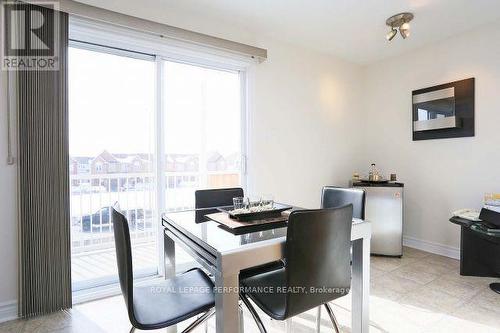 110 Brentmore Pvt Street, Ottawa, ON - Indoor Photo Showing Dining Room