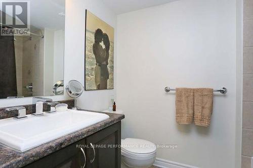 110 Brentmore Pvt Street, Ottawa, ON - Indoor Photo Showing Bathroom