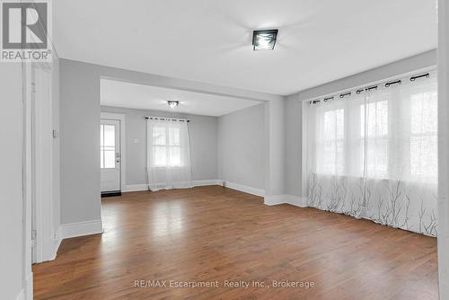 253 Russell Avenue, St. Catharines (451 - Downtown), ON - Indoor Photo Showing Other Room