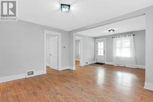 253 Russell Avenue, St. Catharines (451 - Downtown), ON - Indoor Photo Showing Other Room