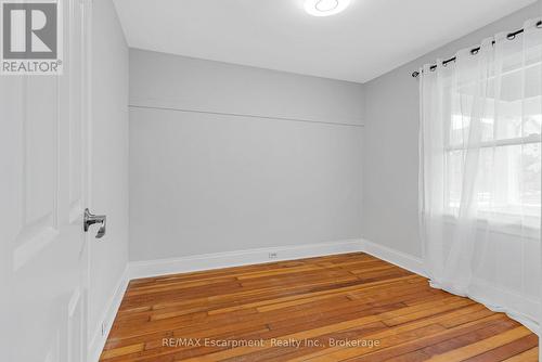 253 Russell Avenue, St. Catharines (451 - Downtown), ON - Indoor Photo Showing Other Room