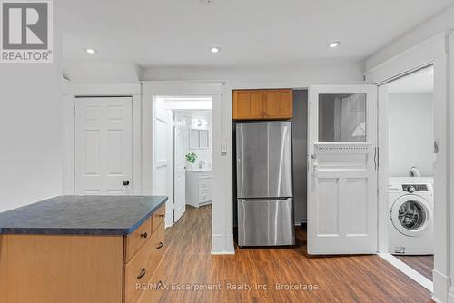 253 Russell Avenue, St. Catharines (451 - Downtown), ON - Indoor Photo Showing Laundry Room